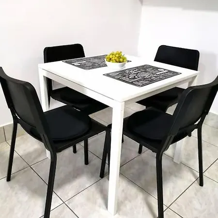 Freminore Eden Apartment *