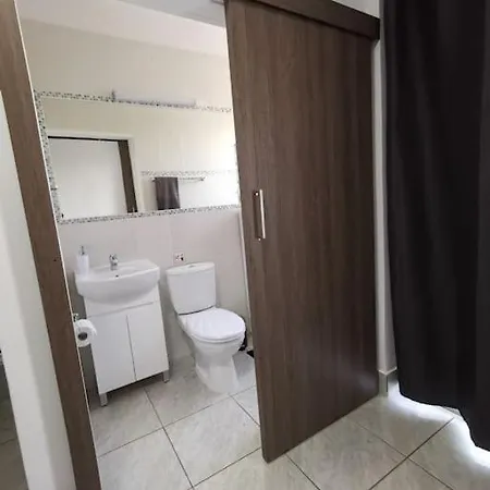 Freminore Eden Apartment