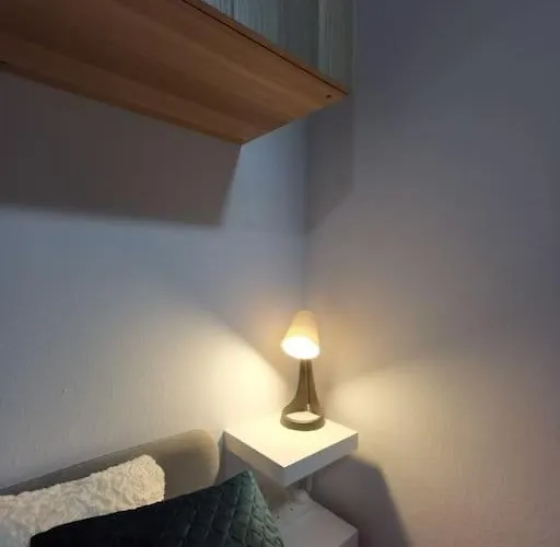 Freminore Eden Daire