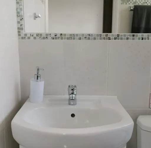 Freminore Eden * Aya Napa